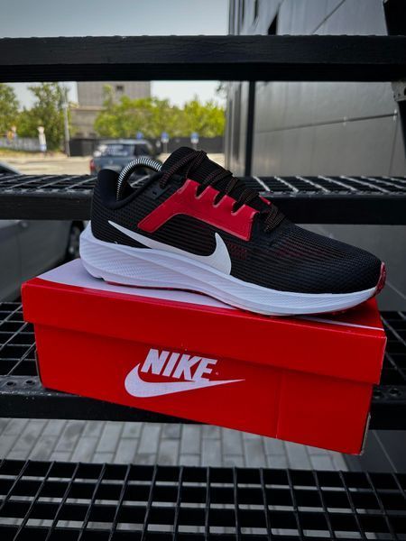 Кросівки Nike Zoom Pegasus 40 (чорно-білі)