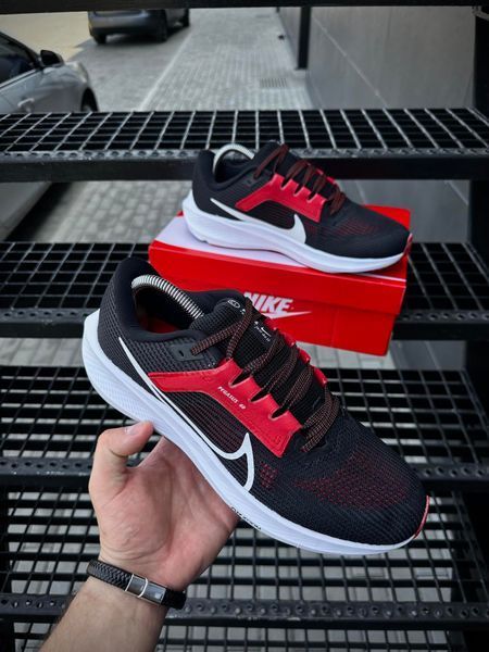 Кросівки Nike Zoom Pegasus 40 (чорно-білі)