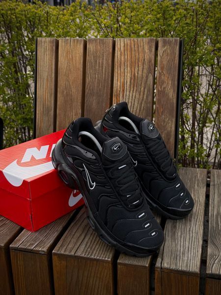 Кросівки Nike Air TN Plus Triple, чорні