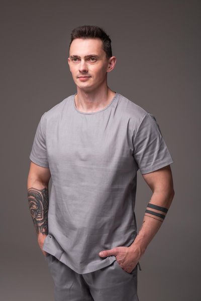 Чоловіча футболка з льону на короткий рукав, сіра