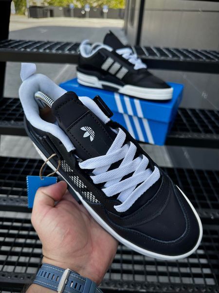 Кросівки Adidas Forum IE (чорно-білі)