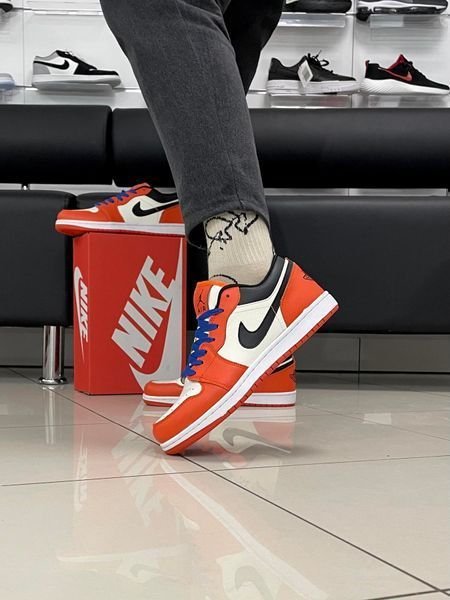 Кросівки Nike Air Jordan 1 low (orange)