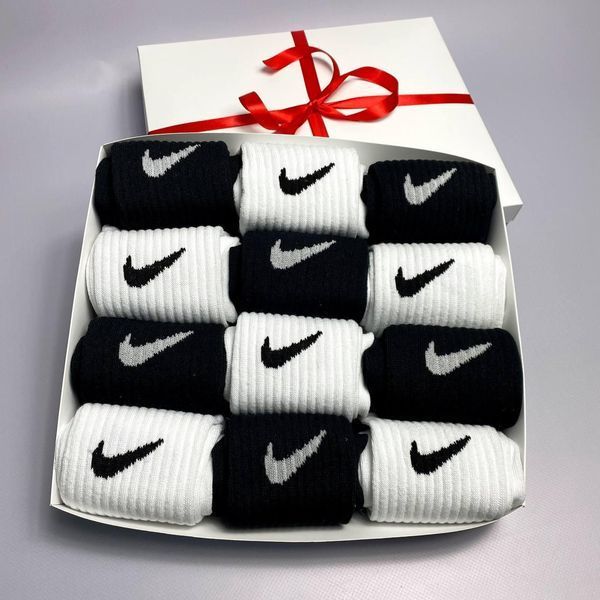 Бокс жіночих високих шкарпеток Nike 36-41 на 12 пар у подарунковій коробці