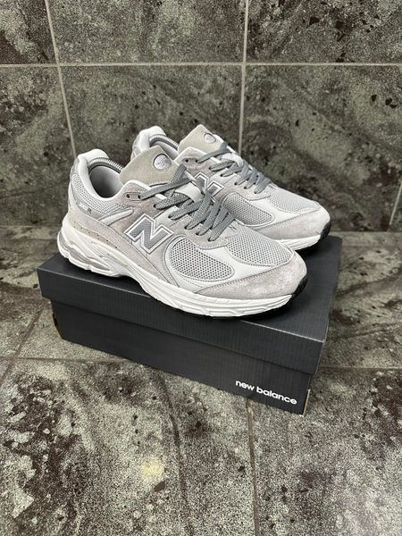 Кросівки New Balance 2002R (світло сірі)