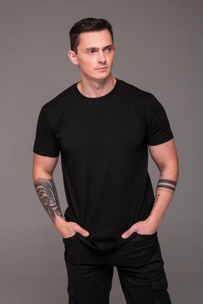 Футболка чоловіча однотонна батал 2XL&ndash;6XL вільного крою чорна
