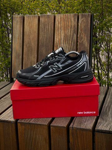 Кросівки New Balance 740, чорні (сітка, весна - літо)