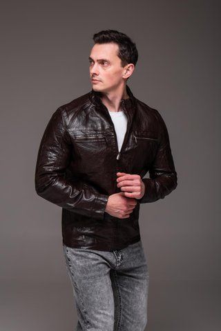 Чоловіча коротка куртка Slim Fit з екошкіри коричнева