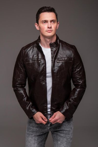 Чоловіча коротка куртка Slim Fit з екошкіри коричнева
