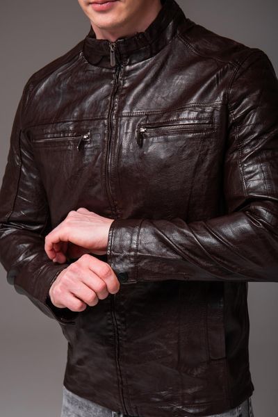 Чоловіча коротка куртка Slim Fit з екошкіри коричнева