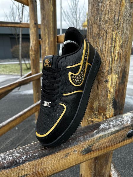 Лімітовані кросівки Nike Air Force CR7
