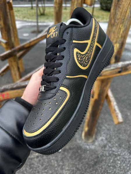 Лімітовані кросівки Nike Air Force CR7