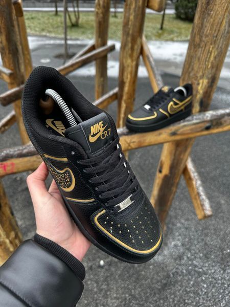 Лімітовані кросівки Nike Air Force CR7