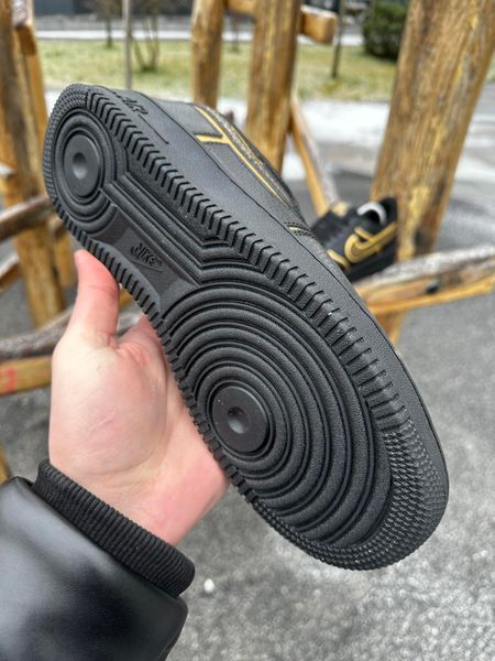 Лімітовані кросівки Nike Air Force CR7