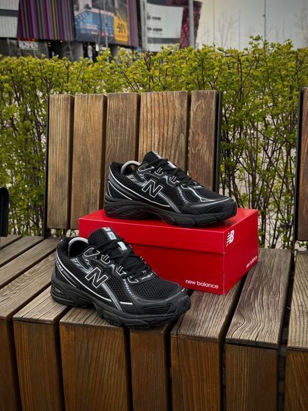 Кросівки New Balance 740, чорні (сітка, весна - літо)