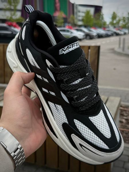 Кросівки Adidas Track Suite Pro, чорн-білі (весна-літо)