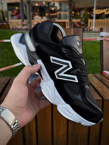 Кросівки New Balance 9060, чорно білі (замша, сітка)