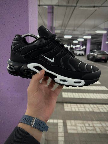 Термо Кросівки Nike Air Plus TN (чорні білі)