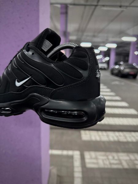 Термо Кросівки Nike Air Plus TN (чорні білі)