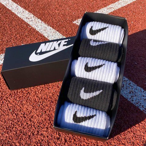 Набір жіночих високих шкарпеток Nike 36-41 на 5 пари у коробці