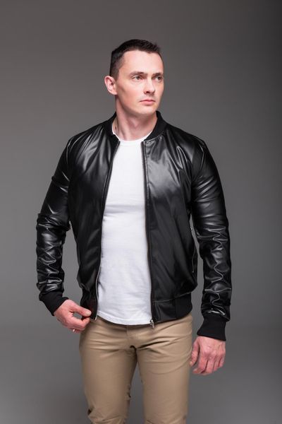 Куртка бомбер чоловіча , з якісної еко-шкіри,чорна