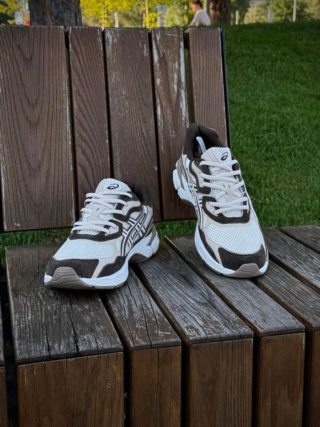 Кросівки Asics Gel NYC, світло-коричневі