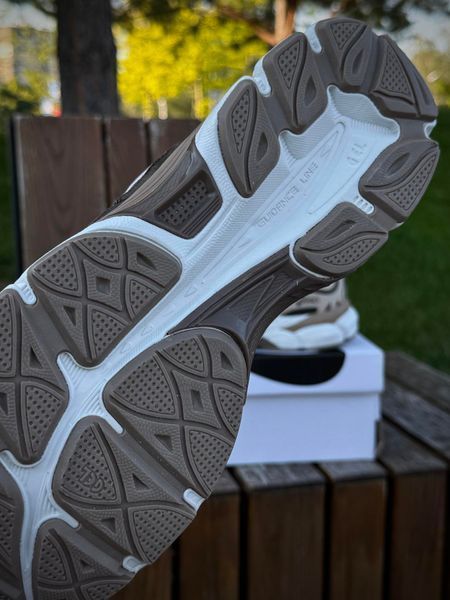 Кросівки Asics Gel NYC, світло-коричневі