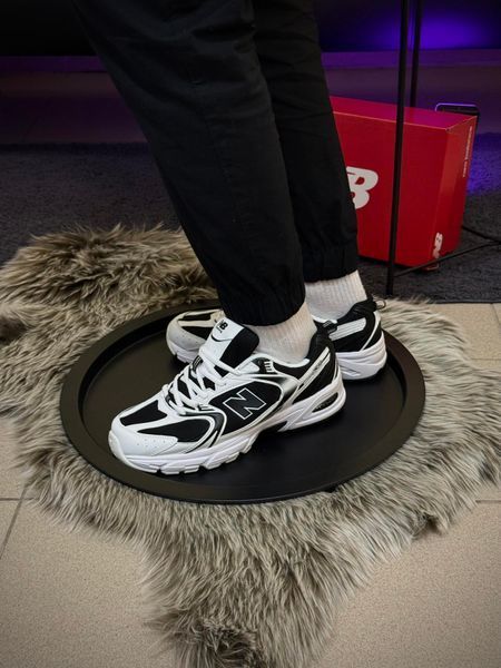 Кросівки New Balance 530 (чорно-білі)