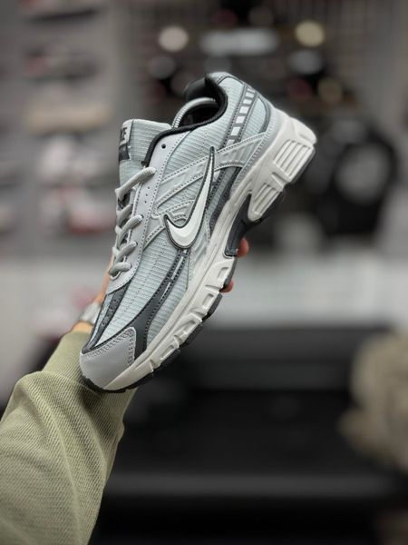 Термо Кросівки Nike Initiator, світло сірі