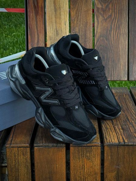 Кросівки New Balance 9060, суто чорні (замша, сітка)