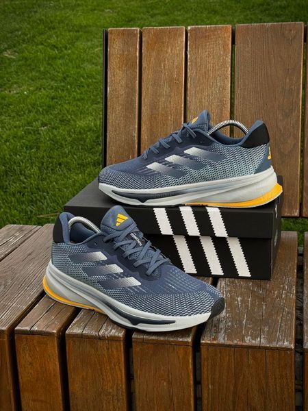 Кросівки Adidas Supernova Rise, світлі