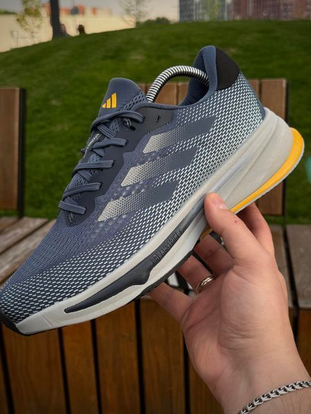 Кросівки Adidas Supernova Rise, світлі