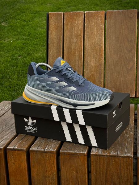 Кросівки Adidas Supernova Rise, світлі