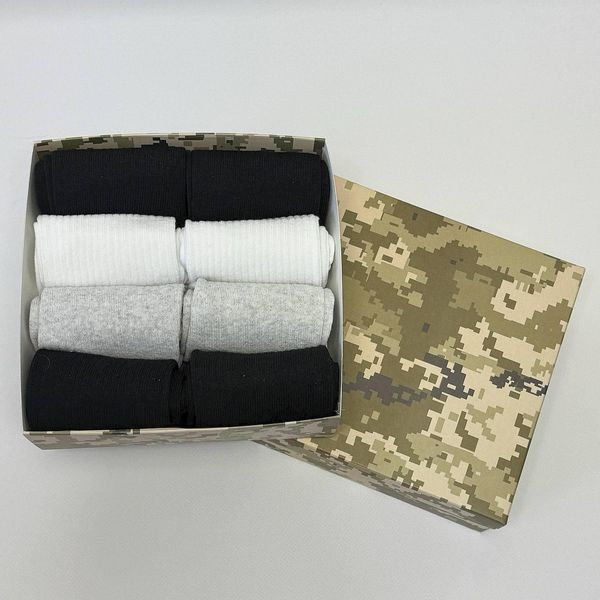 Бокс чоловічих шкарпеток в рубчик 41-45 р на 8 пар у подарунковій коробці