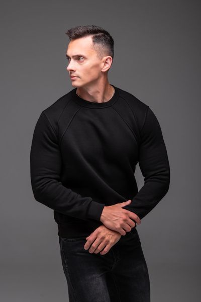 Світшот чоловічий базовий на флісі чорний