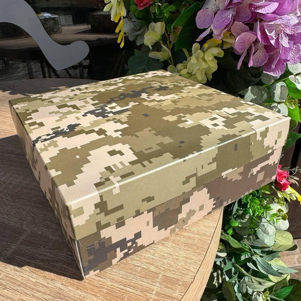 Бокс чоловічих шкарпеток 40-45 р на 8 пар у подарунковій коробці