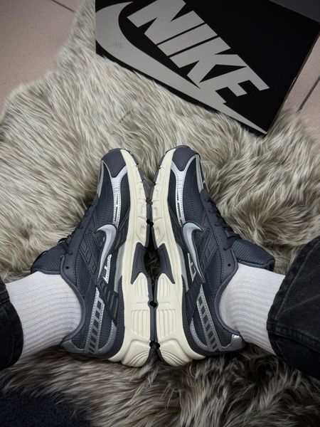 Термо Кросівки Nike Initiator, темно сірі