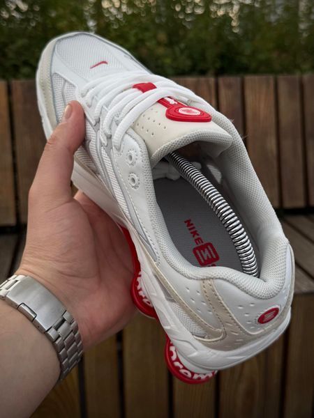 Кросівки Nike SHOX Ride 2 SP X SUPREME, світлі з червоним