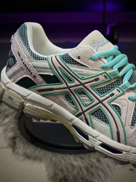 Кросівки Asics Gel Kahana 8, світло сірі