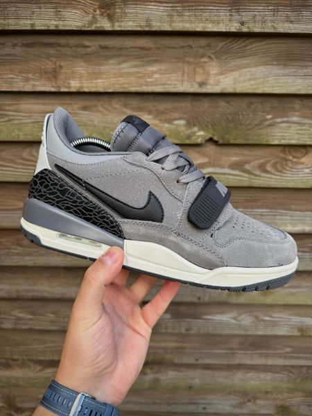 Кросівки Nike Air Jordan Legacy 312 Low (замша, темно сірі)