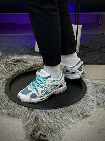 Кросівки Asics Gel Kahana 8, світло сірі