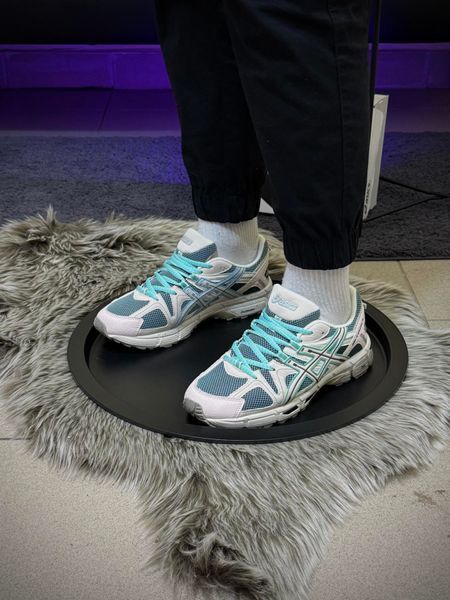 Кросівки Asics Gel Kahana 8, світло сірі