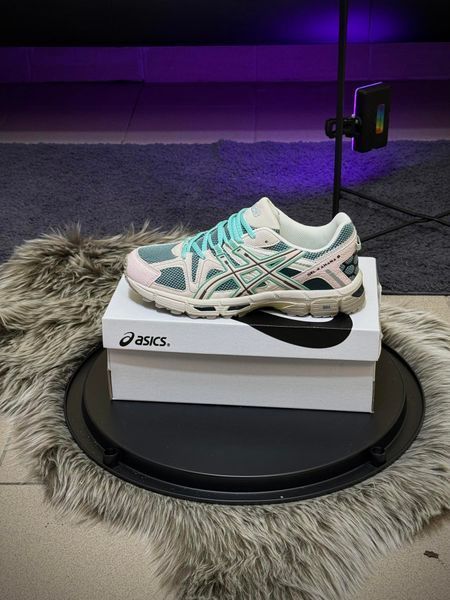 Кросівки Asics Gel Kahana 8, світло сірі