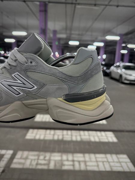 Зимові Кросівки New Balance 9060 Waterproof (світло сірі)