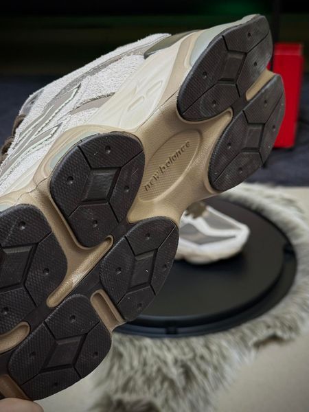 Кросівки New Balance 9060, cappuccino