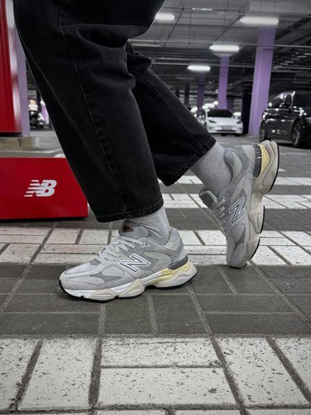 Зимові Кросівки New Balance 9060 Waterproof (світло сірі)