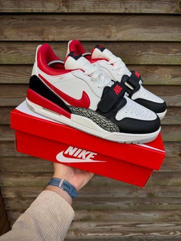 Кросівки Nike Air Jordan Legacy 312 Low (white red)