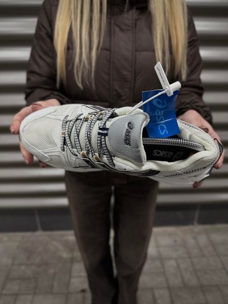 Термо кросівки Asics Gel Kahana 8 Waterproof (світлі)
