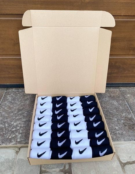 Великий мега бокс чоловічих високих шкарпеток Nike 41-45 на 32 пари