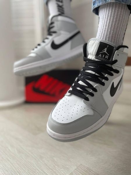 Кросівки Nike Air Jordan 1 OG (gray white black)