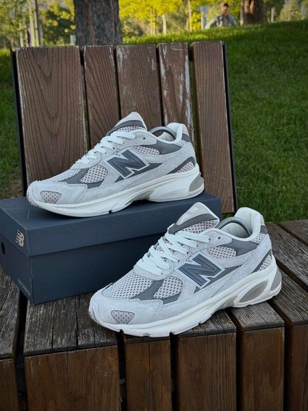 Кросівки New Balance 2010, світло сірі